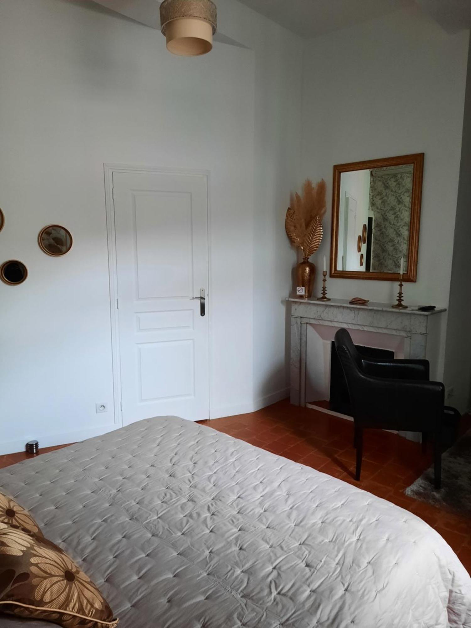 Chambres D'Hotes Belle Vigneronne Монтаняк Екстериор снимка